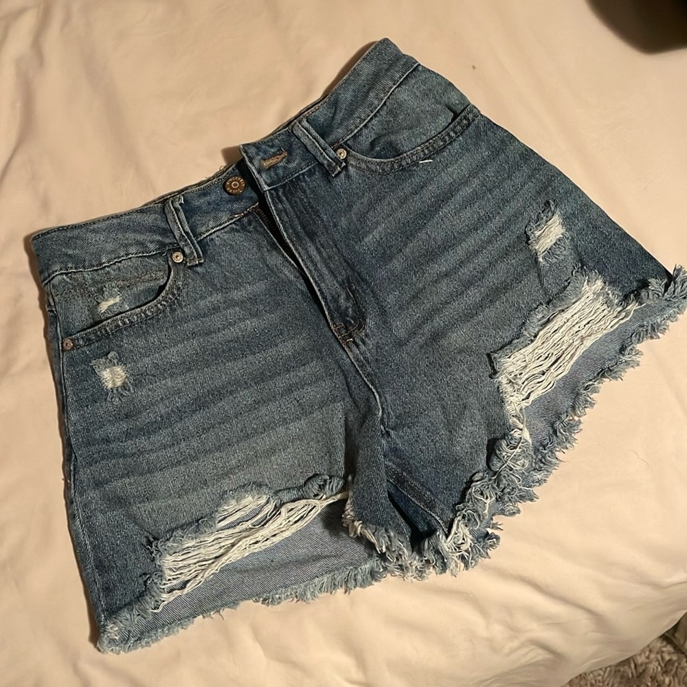 Jean shorts size 5/27